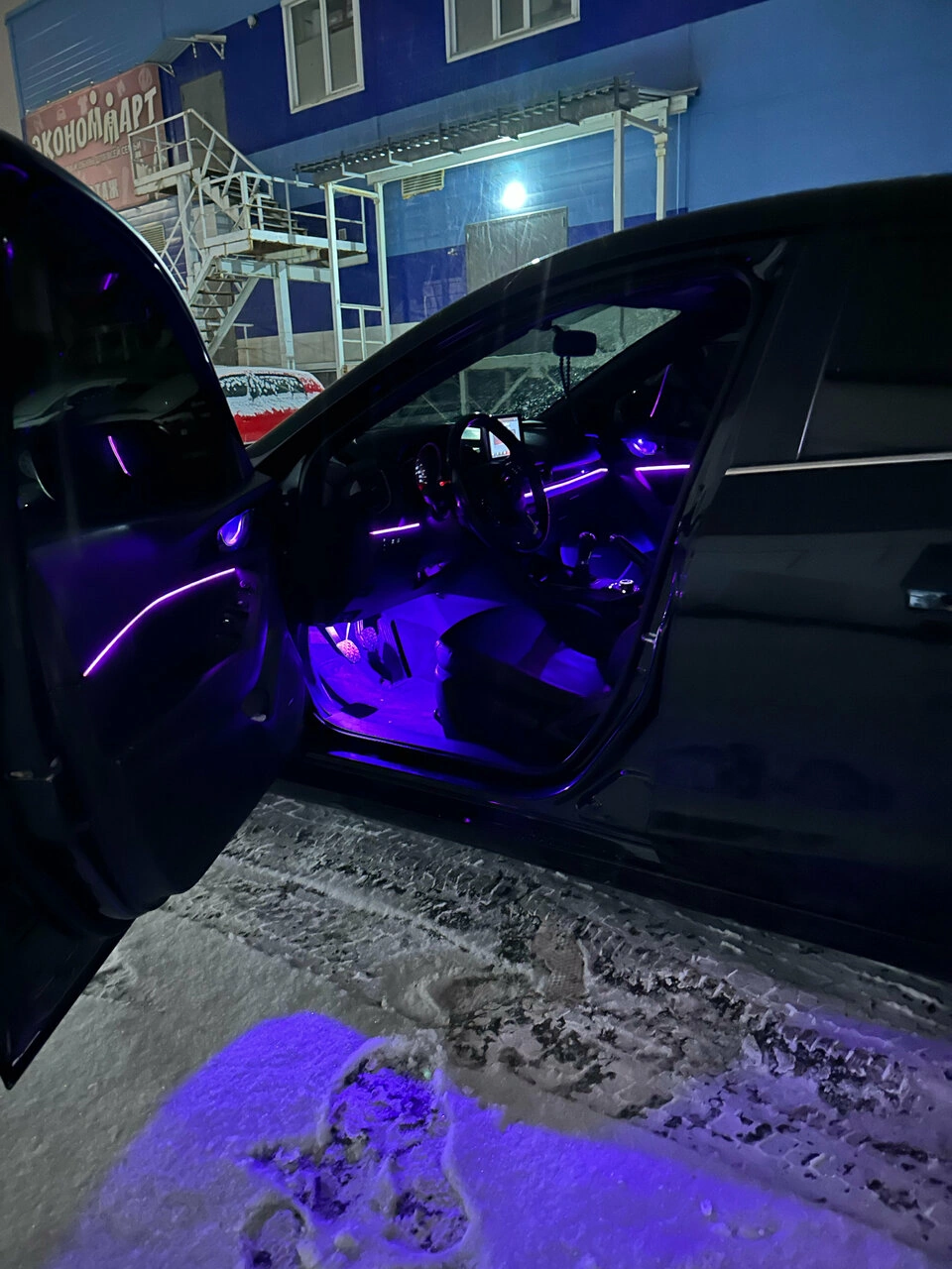 Подсветка салона — фотография из карточки RSK Detailing на Яндекс Картах
